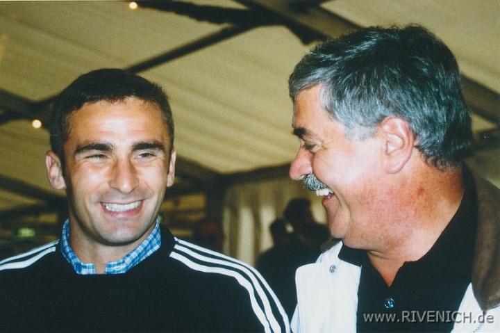 07 Fussball-Autogrammstunde – Bild 14